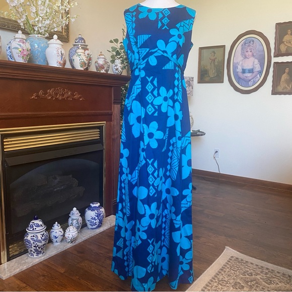 Vintage Dresses & Skirts - Vintage Sears Hawaiian Fashions • Blue Tropical Floral Maxi Dress • Size 16
